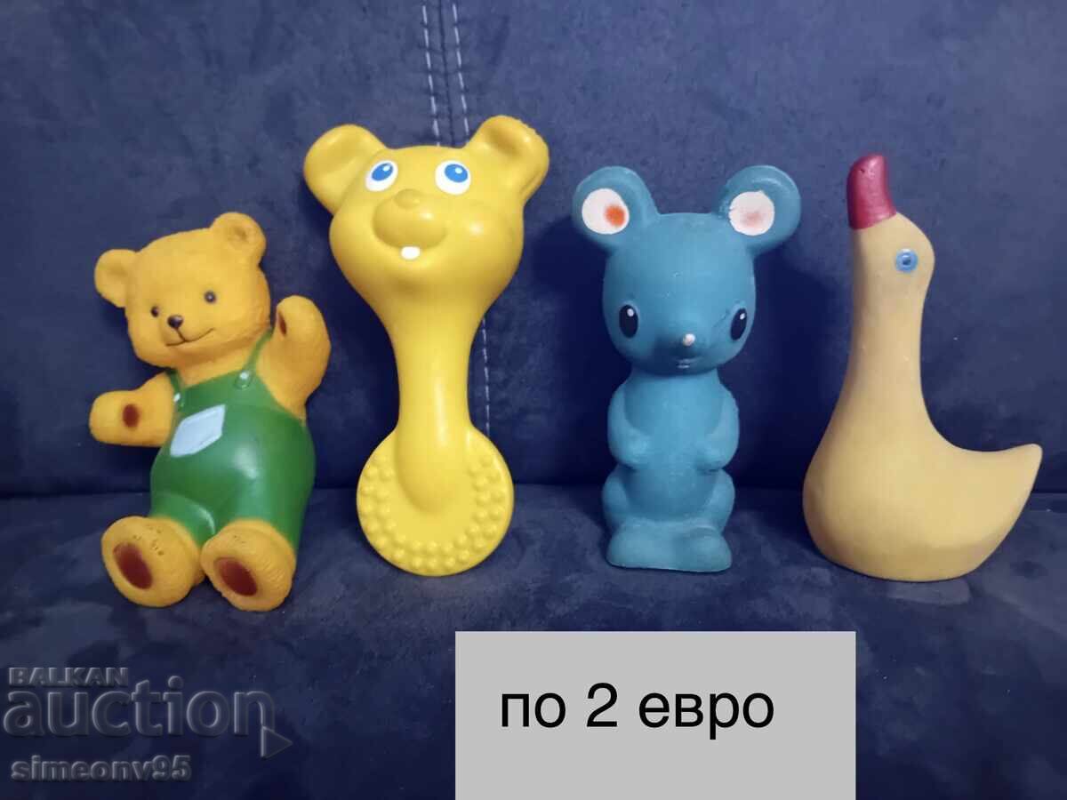 Παλιά σοβιετικά λαστιχένια παιχνίδια