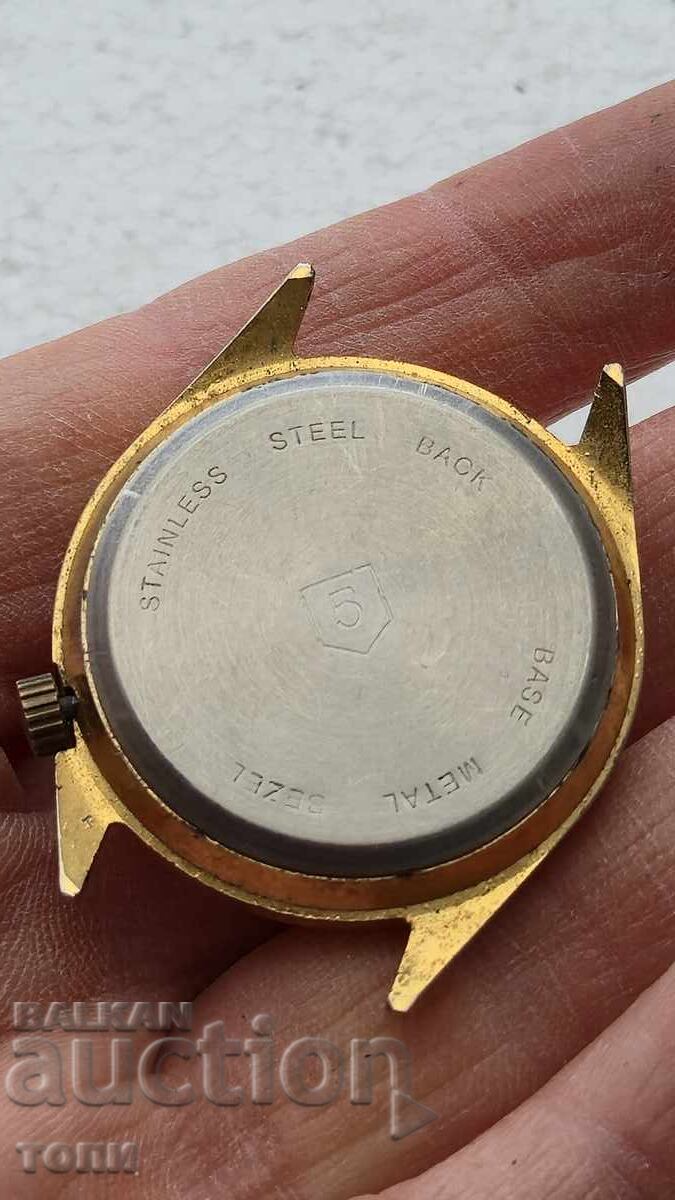 Auction  EAST WATCH DOESN'T WORK BZC!!!!