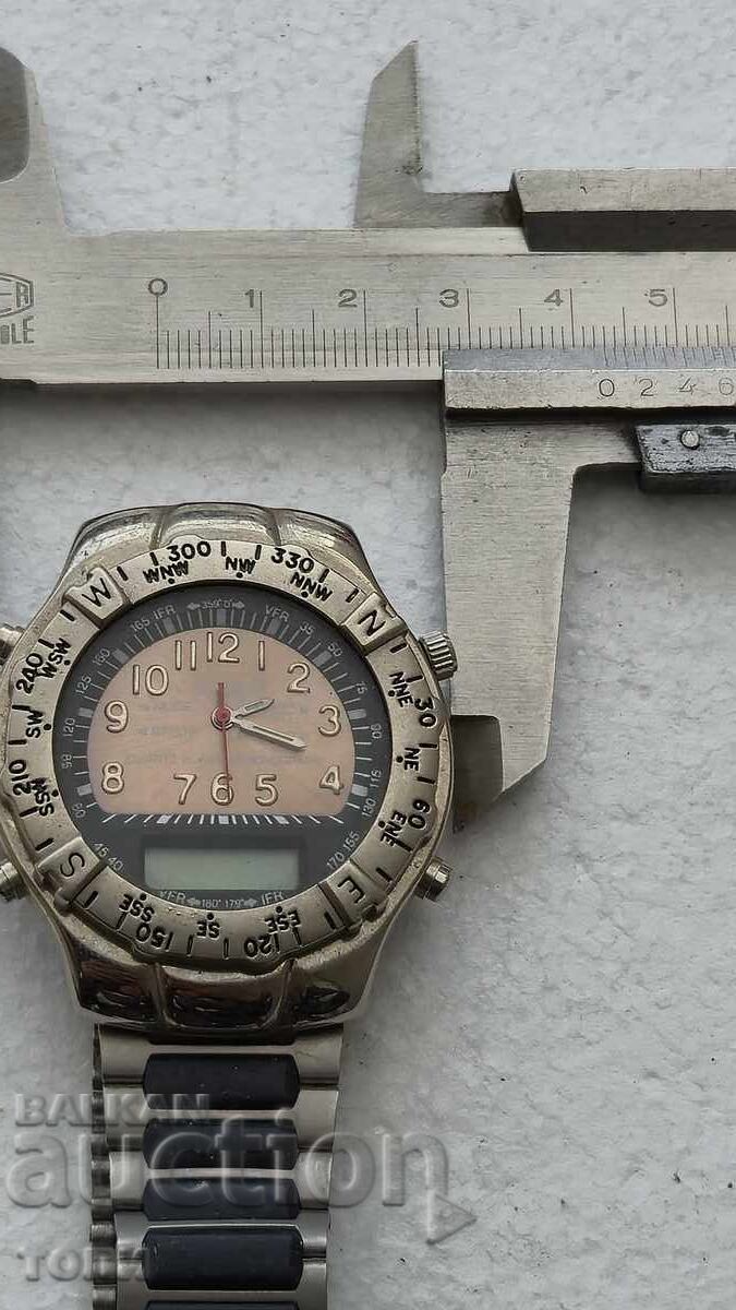 SHARP QUARTZ RARE DON'T KNOW IF IT WORKS BZ !!! - 5 SHARP QUARTZ RARE DON'T KNOW IF IT WORKS BZ !!! - 5