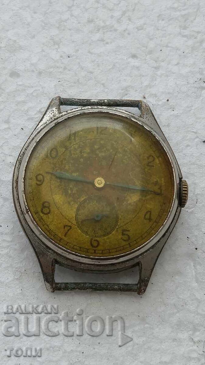 MILITAR ELVEȚIAN FABRICAT RYADŬK NU FUNCȚIONEAZĂ BZTS !!!! cu preț € 0.01 | 0.02 BGN MILITAR ELVEȚIAN FABRICAT RYADŬK NU FUNCȚIONEAZĂ BZTS !!!! cu preț € 0.01 | 0.02 BGN