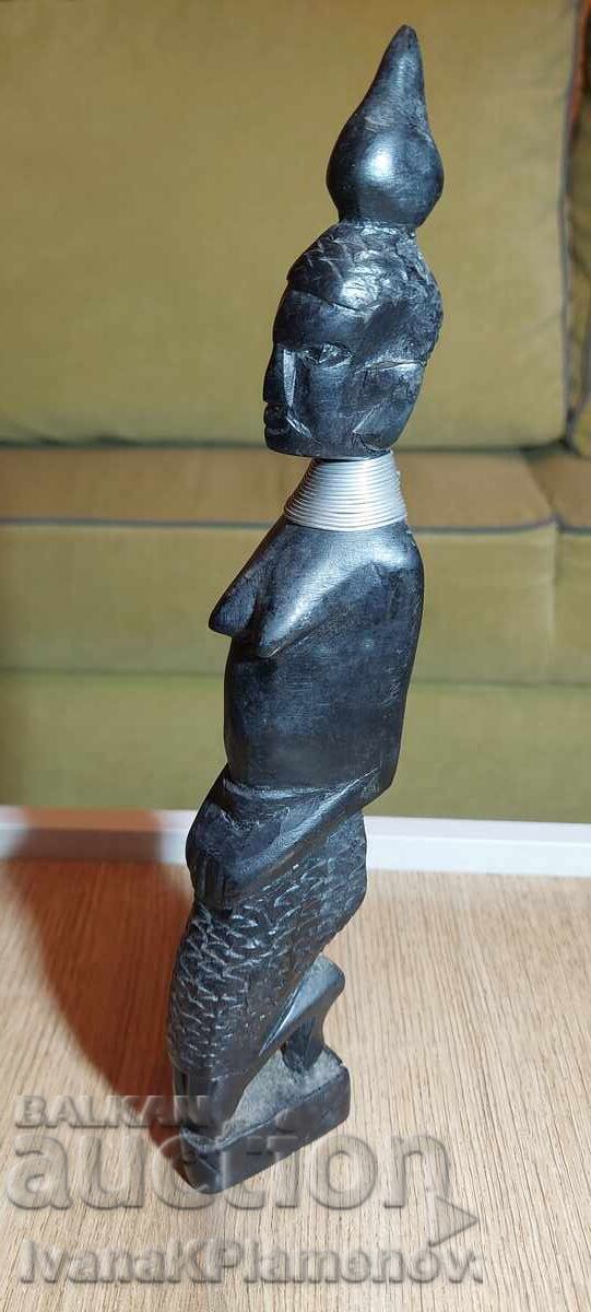Sculptură în lemn pentru cunoscători 28cm cu preț € 15.00 | 29.34 BGN