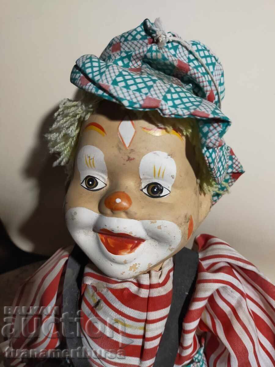 Порцеланова кукла