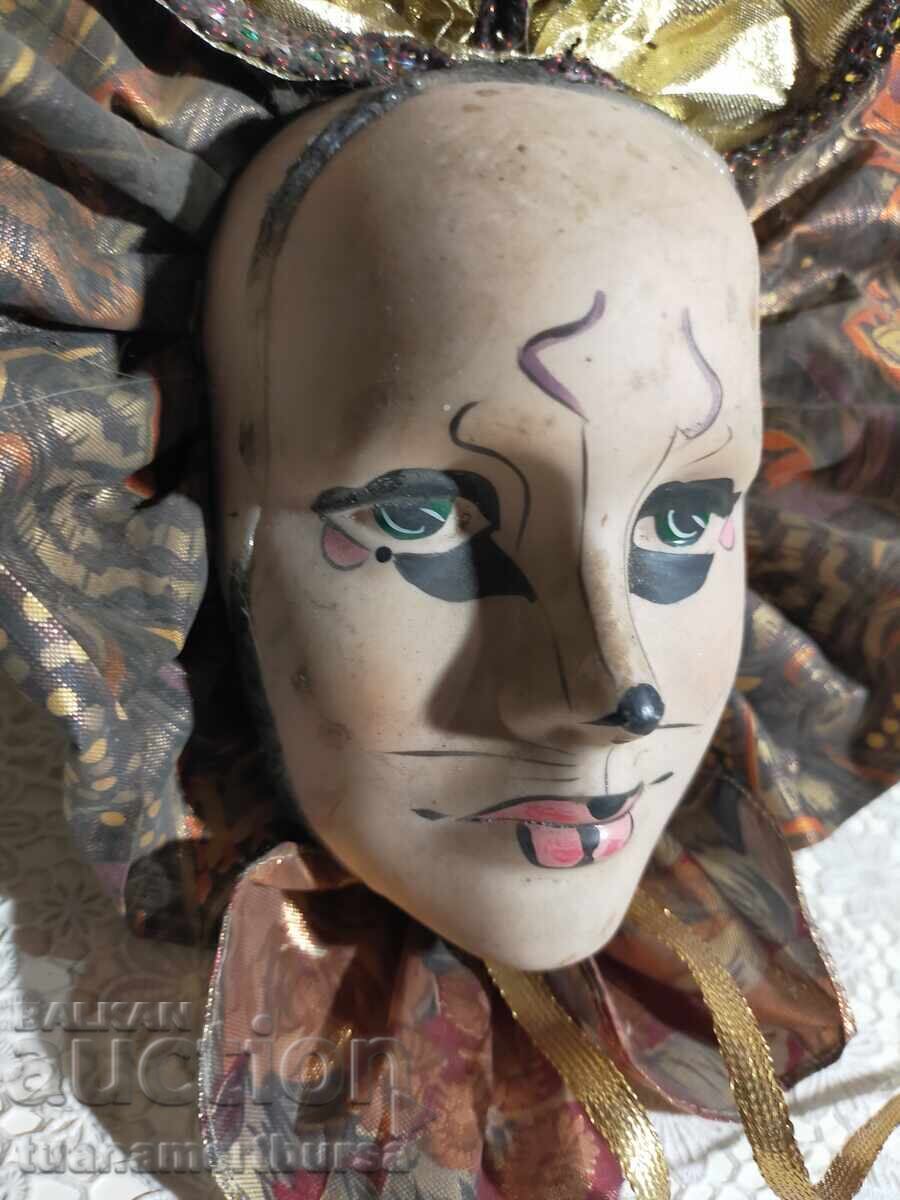 Порцеланова кукла с цена € 7.00 | 13.69 лв.