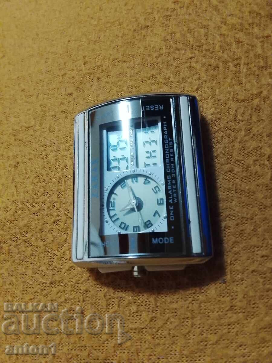 Ceas cu preț € 10.00 | 19.56 BGN