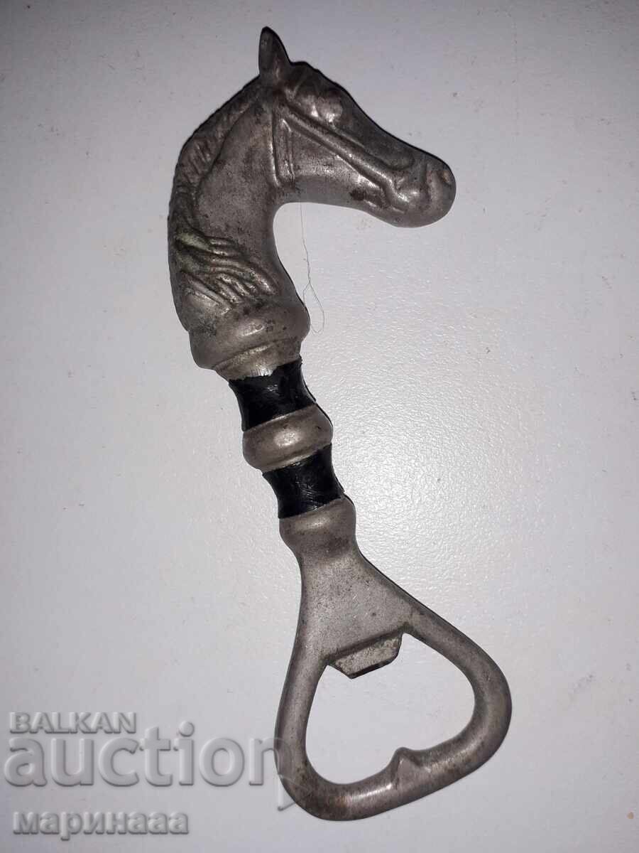 Deschizător. Bronz. R.P.B cu preț € 3.50 | 6.85 BGN