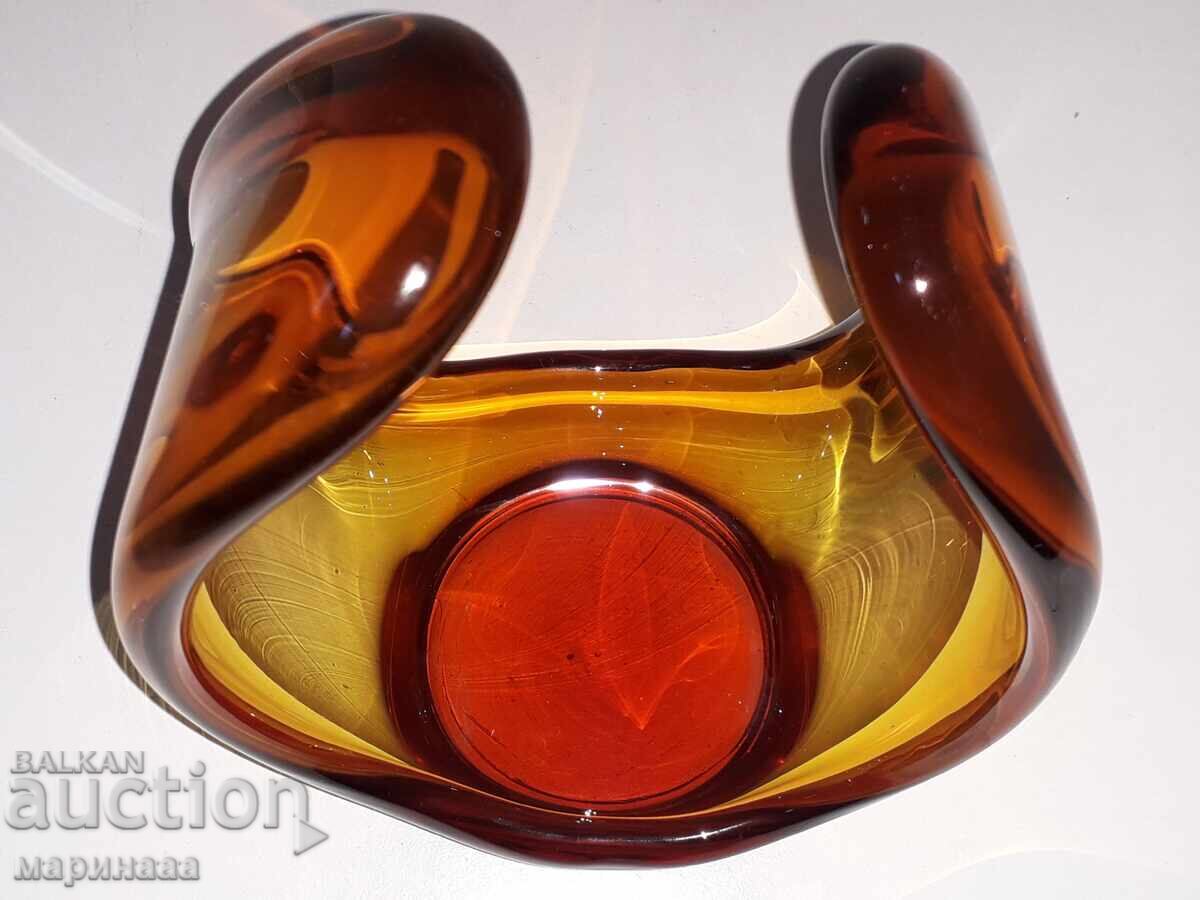 Livrarea Vază masivă. R.P. Bulgaria. 1,162 kg Livrarea Vază masivă. R.P. Bulgaria. 1,162 kg