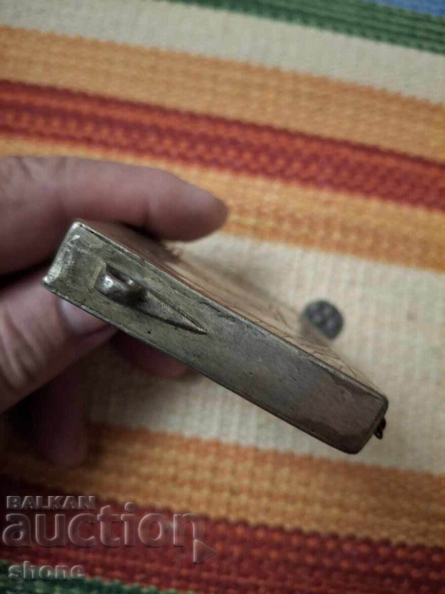 A cartridge bag, a cartridge box, a powder horn, a powder flask - 6 A cartridge bag, a cartridge box, a powder horn, a powder flask - 6