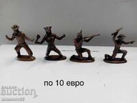 Стари метални войници играчки фигурки Киндер kinder