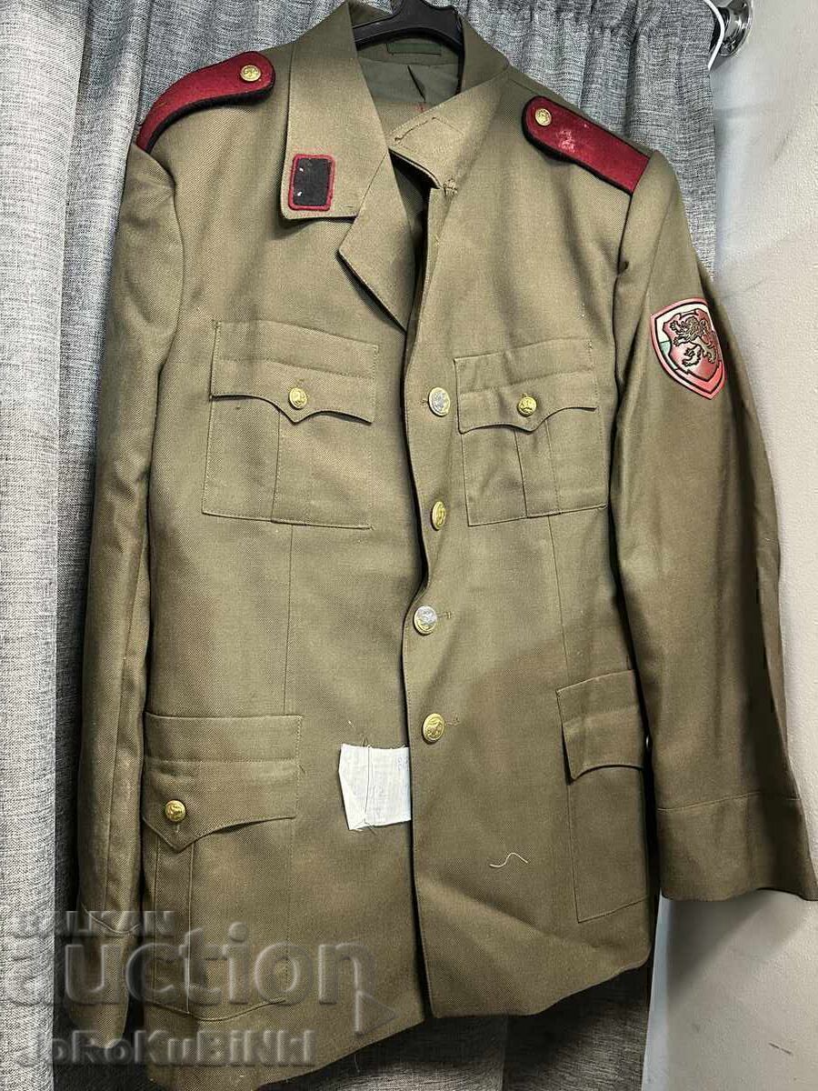 UNIFORMĂ MILITARĂ DE PARADĂ — Jachetă și Pantalon