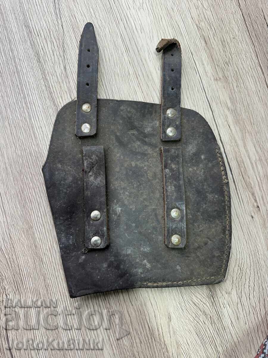 Kalŭf za bradva με τιμή € 4.00 | 7.82 BGN