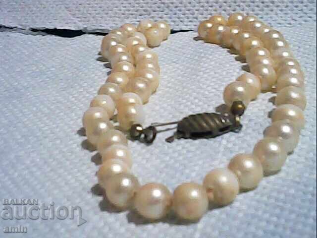 Παλιό κολιέ με μαργαριτάρια με τιμή € 10.00 | 19.56 BGN