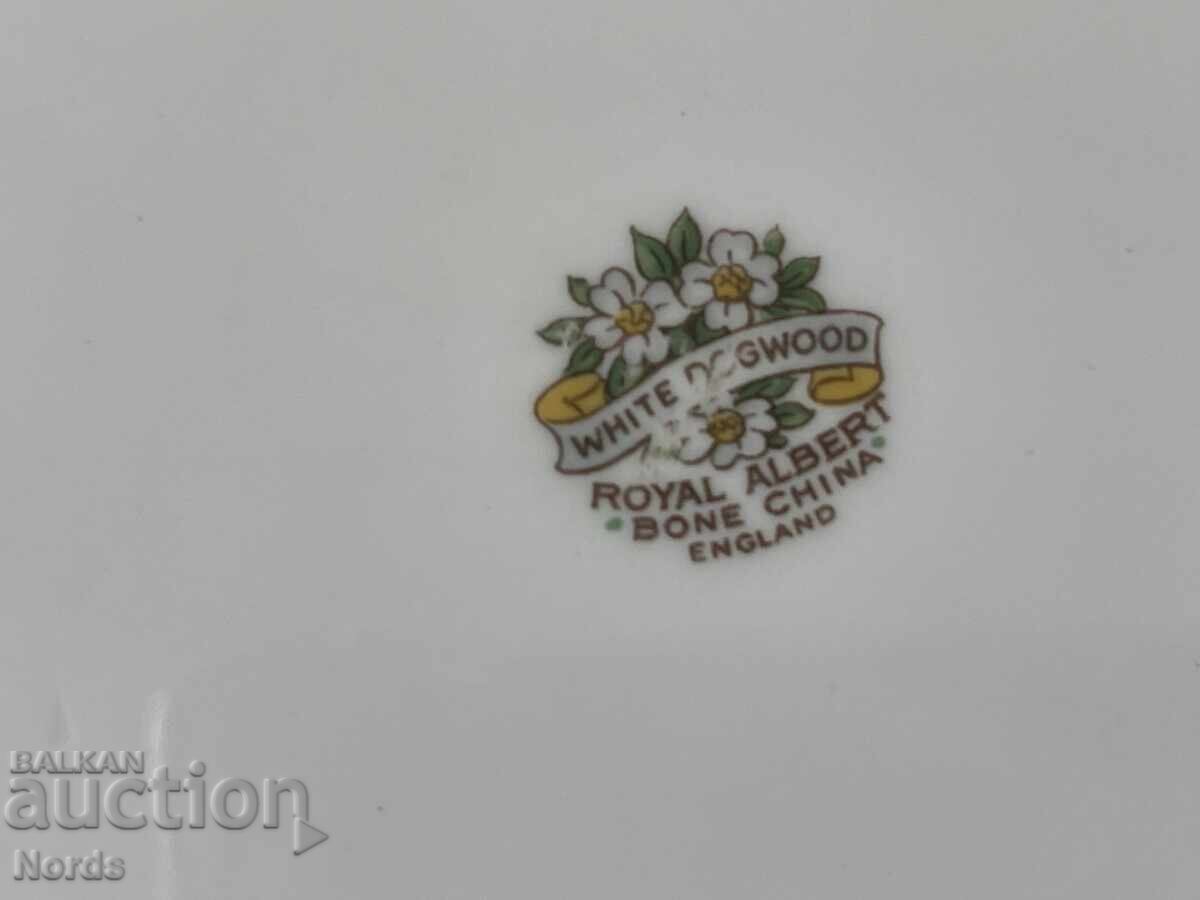 ROYAL ALBERT beautiful platter - 5