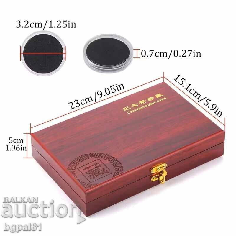 Auction  Luxury wooden box for 50 coins (capsules + seals)