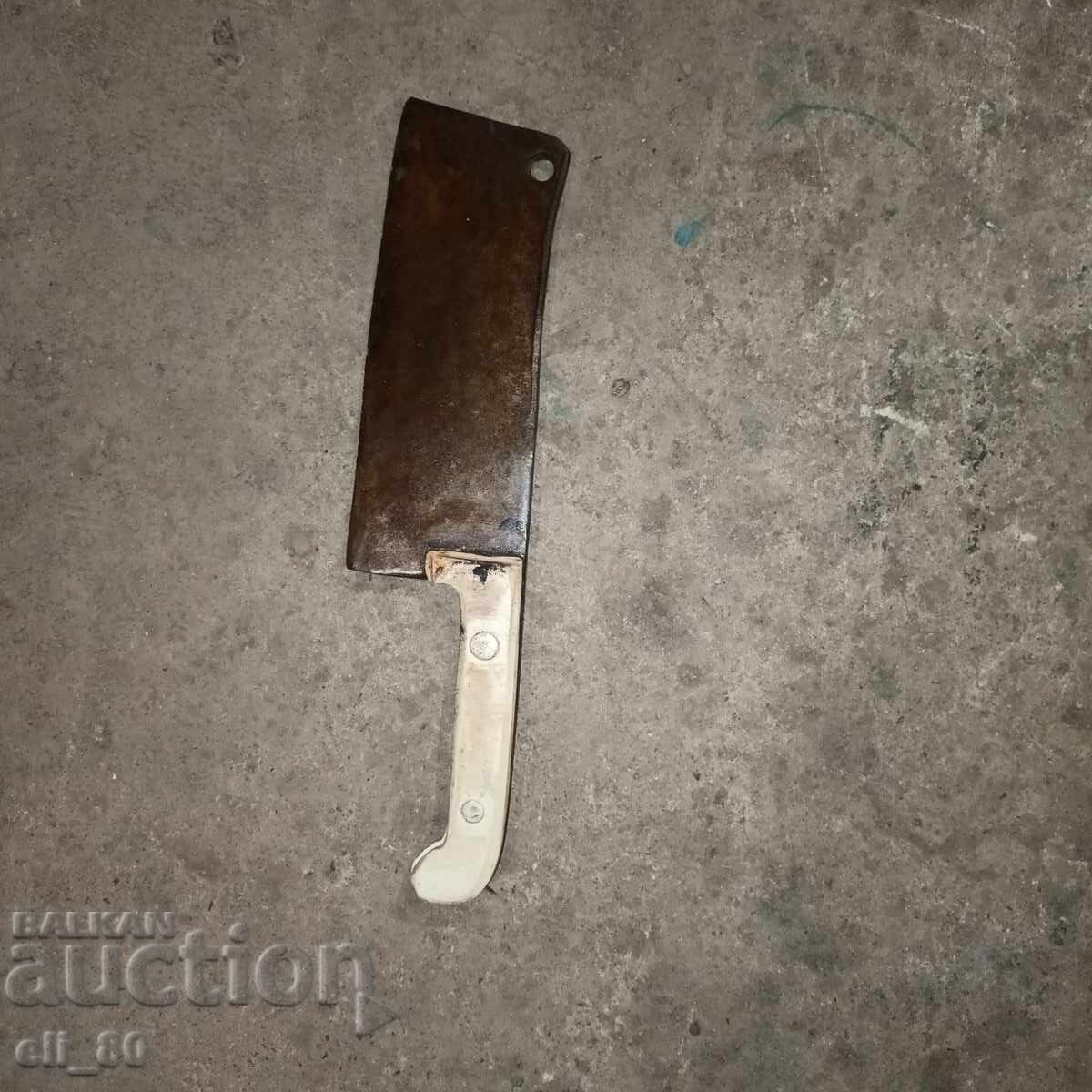 голям стар сатър с цена € 12.00 | 23.47 лв.