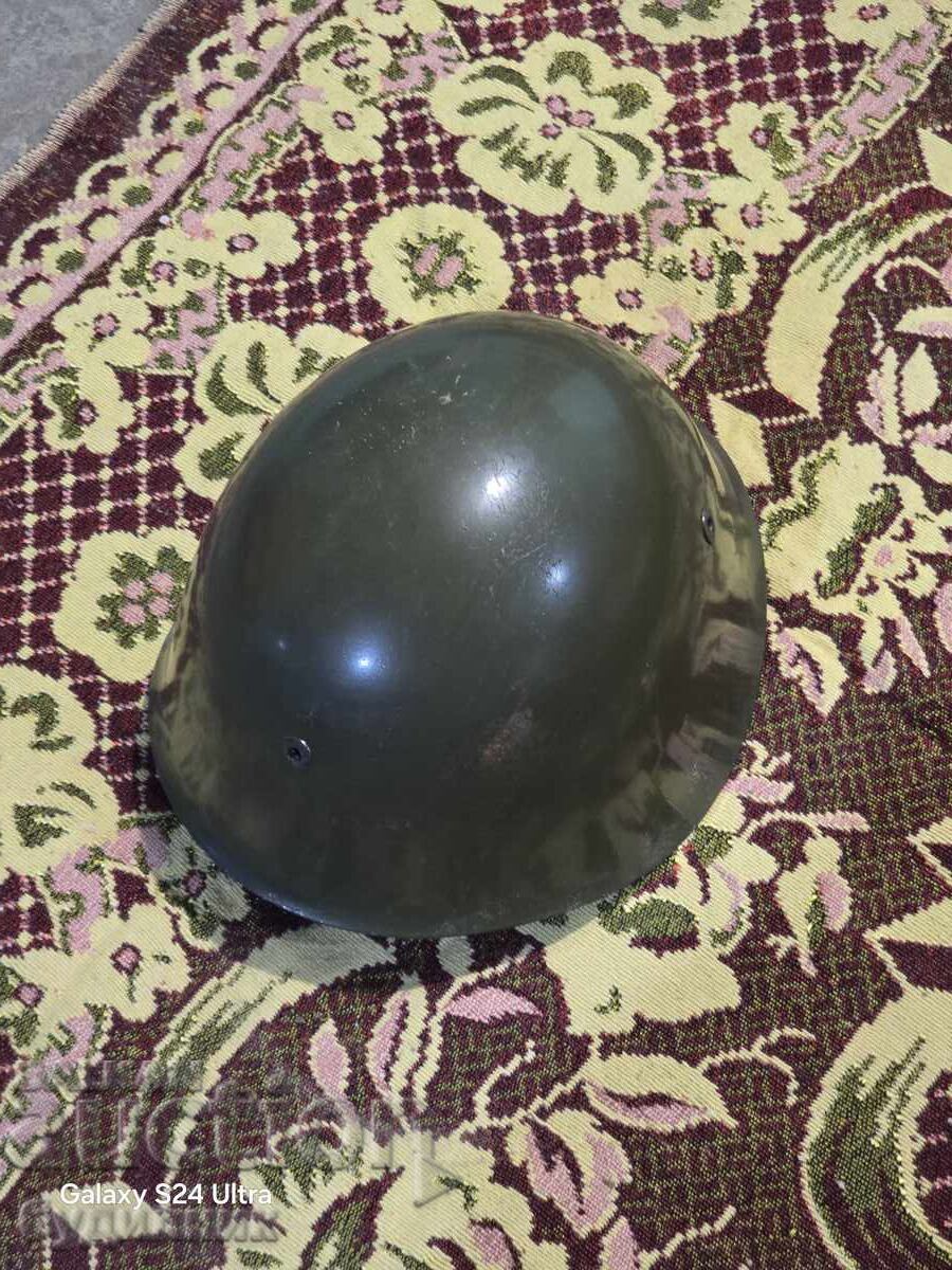 Παράδοση Στρατιωτικό κράνος. Άριστη κατάσταση. Μέγεθος 58. BZC. Δείτε Παράδοση Στρατιωτικό κράνος. Άριστη κατάσταση. Μέγεθος 58. BZC. Δείτε