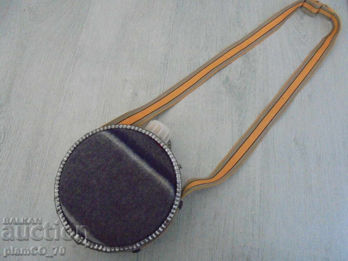 №*8536 Old flask / jug