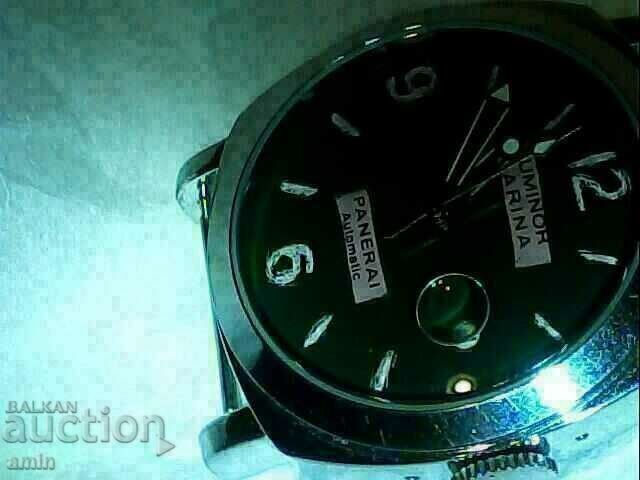 Auction  Beautiful 4-hour watch Luminor Panerai. Automatic, works perfectly