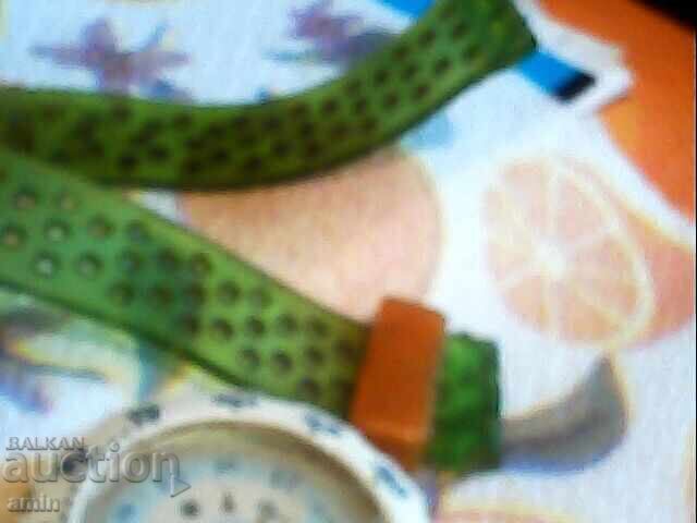 Όμορφο ρολόι Swatch, καινούργια μπαταρία, λειτουργεί άψογα - 7