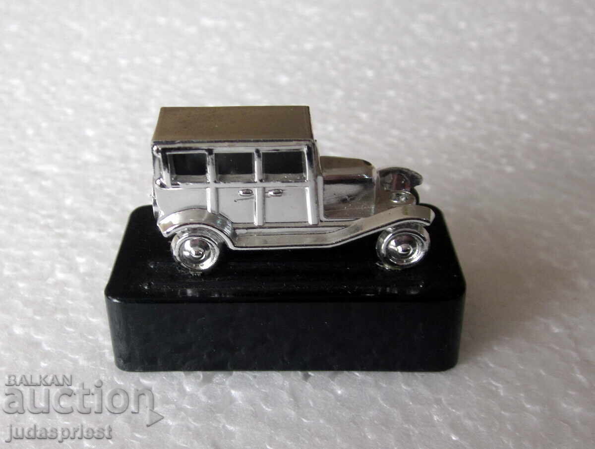 vechi machetă auto citroen B2 cu preț € 5.00 | 9.78 BGN