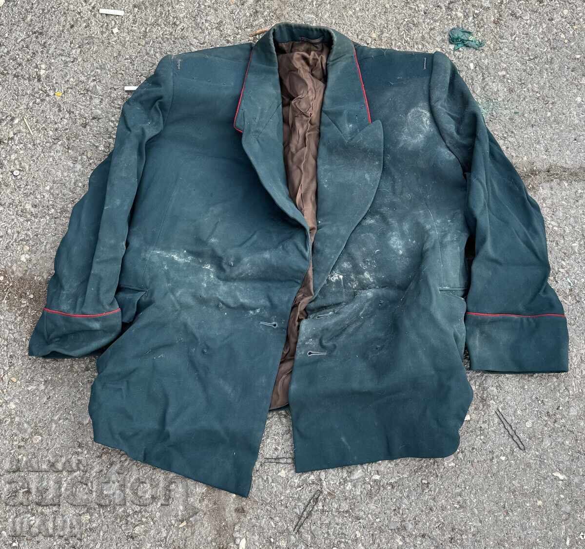 Geacă militară veche de general ofițer