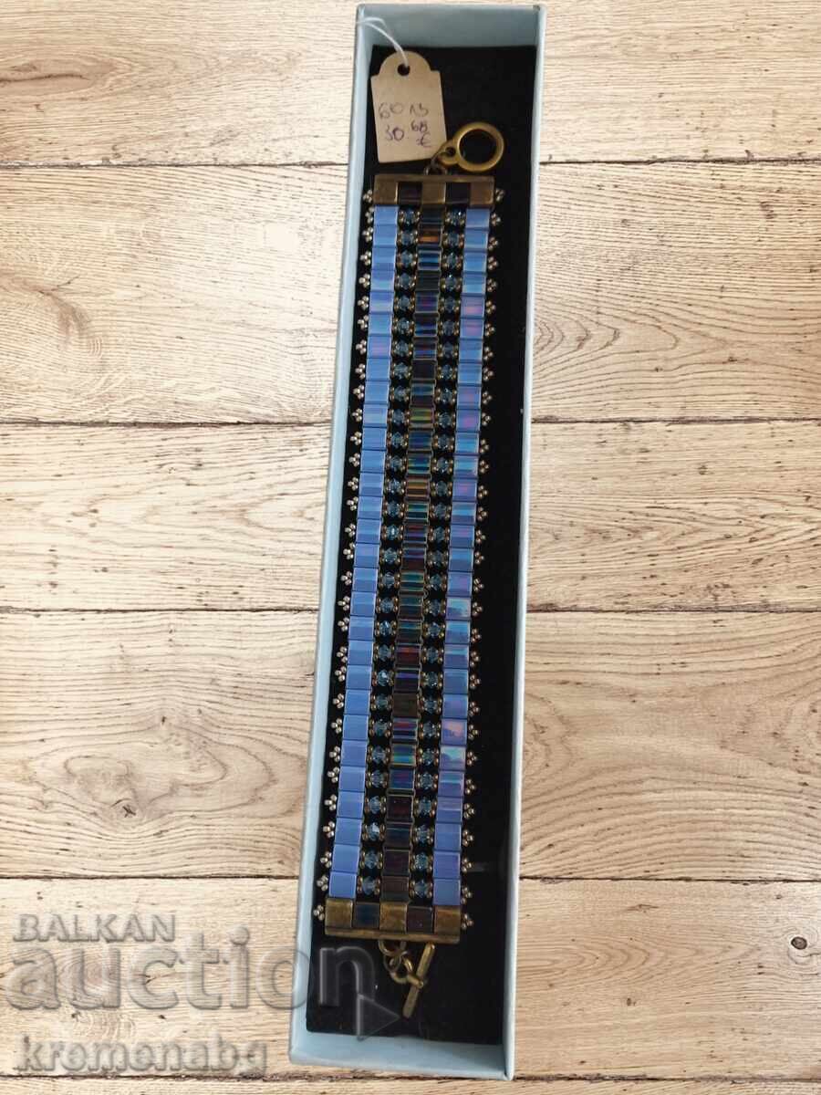 Χειροποίητο βραχιόλι