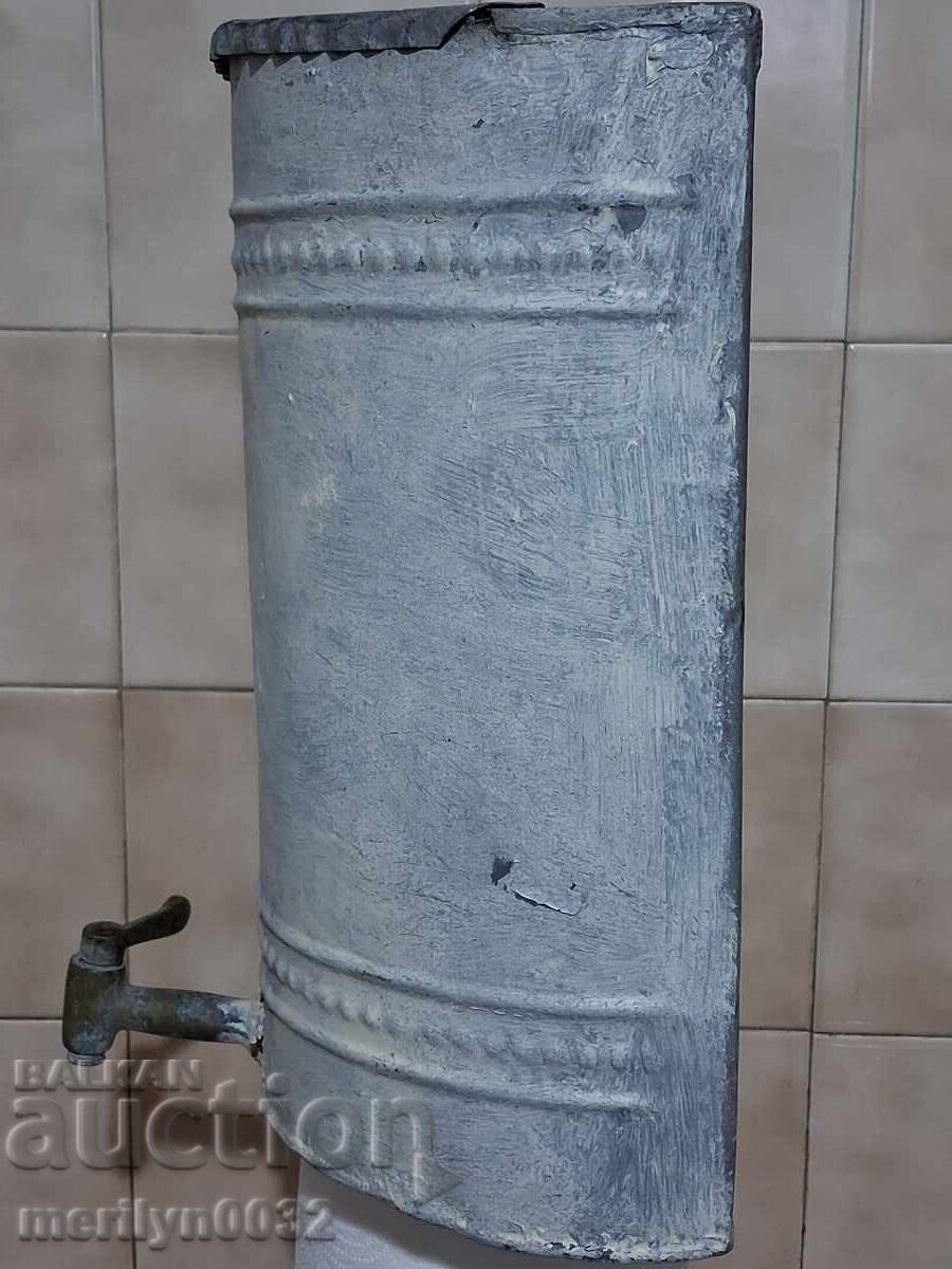 Νιπτήρας, εξοχικό νεροχύτη, δοχείο νερού με τιμή € 28.95 | 56.62 BGN Νιπτήρας, εξοχικό νεροχύτη, δοχείο νερού με τιμή € 28.95 | 56.62 BGN