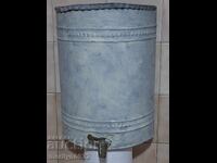 Умивалник, селска мивка, резорвоар за вода