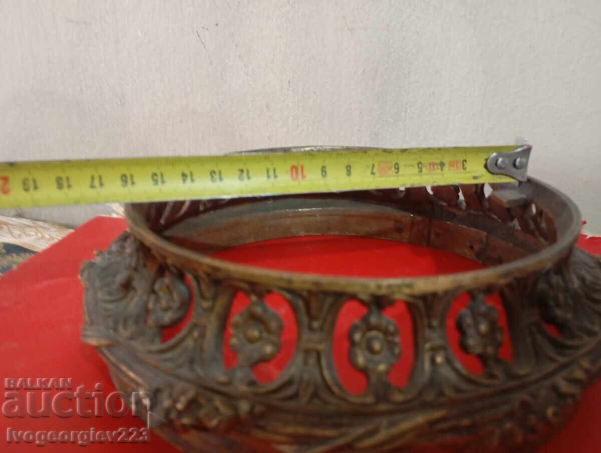 Licitație Veche barocă. suport