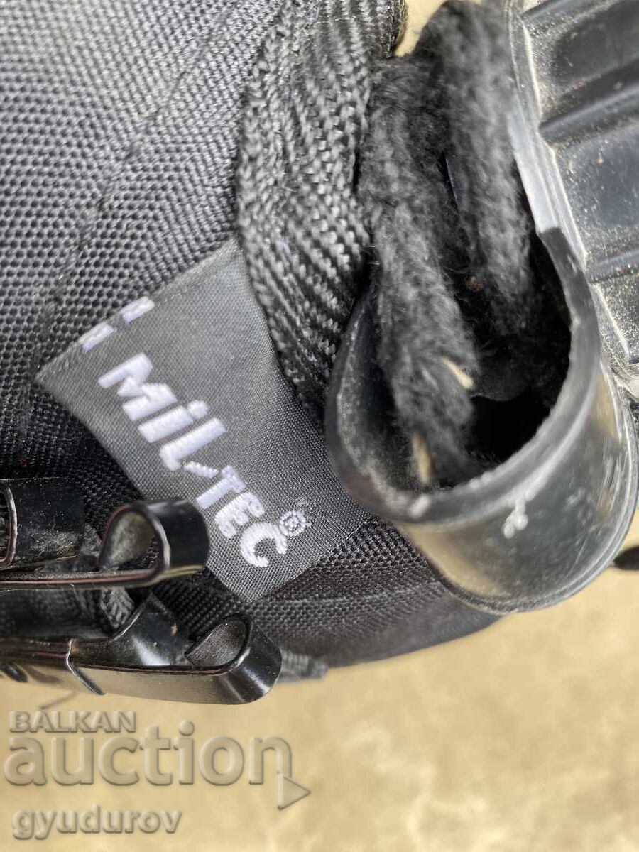 Cană-manercă cu preț € 5.00 | 9.78 BGN