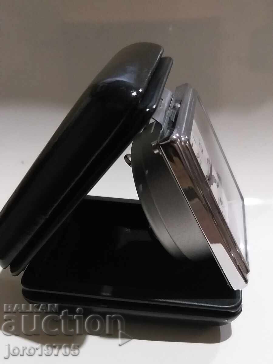 Auction  Rare watch "SERKISOF GUARANTEE" 1987 new