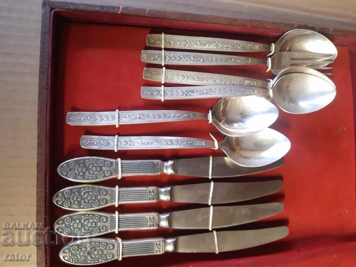 Livrarea Veselă veche argintată, melchior - URSS