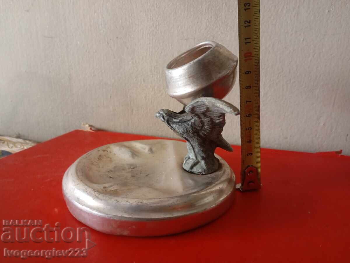 Vintage scrumieră - vultur cu preț € 12.00 | 23.47 BGN Vintage scrumieră - vultur cu preț € 12.00 | 23.47 BGN