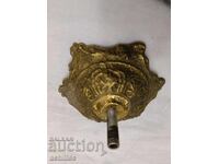 Priză de bronz de la lampă