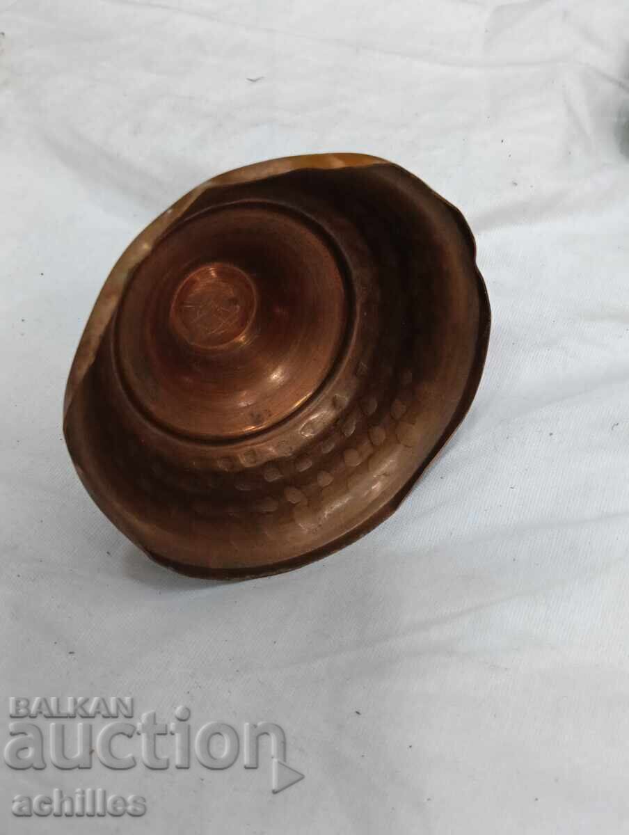 Capac de miere cu preț € 1.00 | 1.96 BGN Capac de miere cu preț € 1.00 | 1.96 BGN