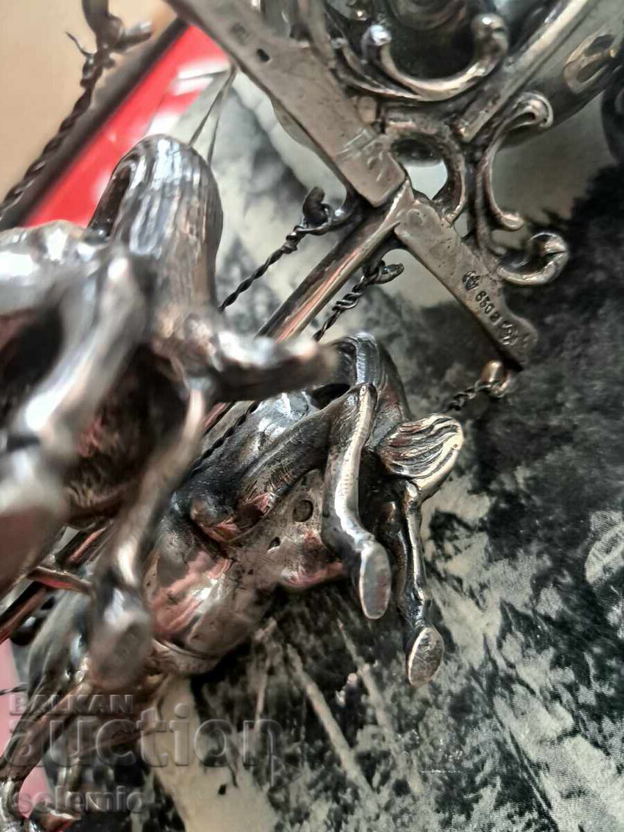 Сребърна статуетка - сребърна бойна колесница с цена € 1600.00 | 3129.34 лв.