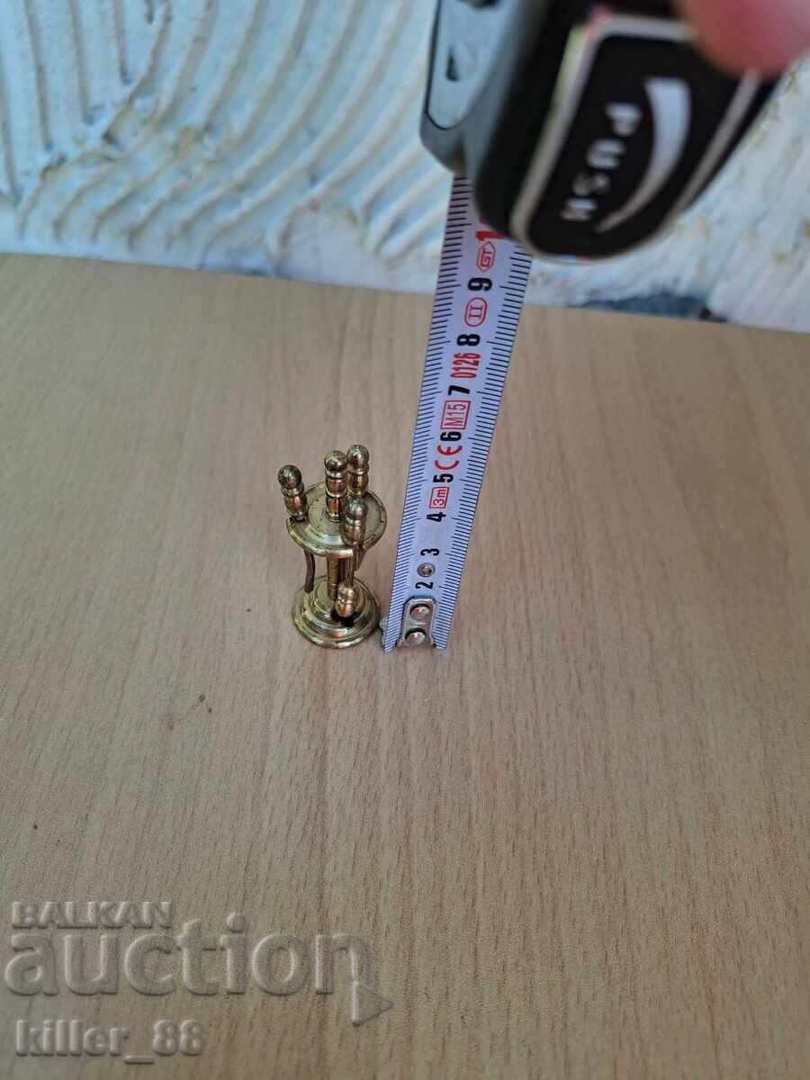 Μινιατούρες πικάπ και σετ τζακιού με τιμή € 16.00 | 31.29 BGN