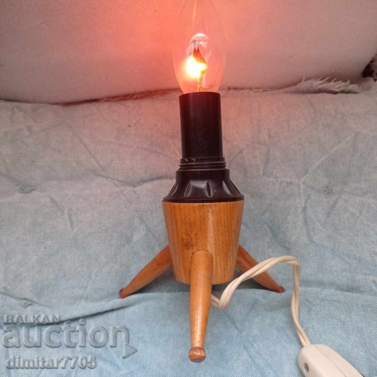 Ρετρό επιτραπέζιο διακοσμητικό φωτιστικό Ρετρό επιτραπέζιο διακοσμητικό φωτιστικό