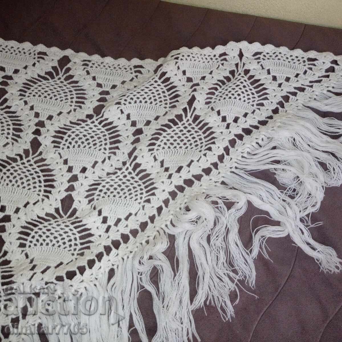 Women's hand-knitted scarf outfit with price € 6.00 | 11.73 BGN Women's hand-knitted scarf outfit with price € 6.00 | 11.73 BGN