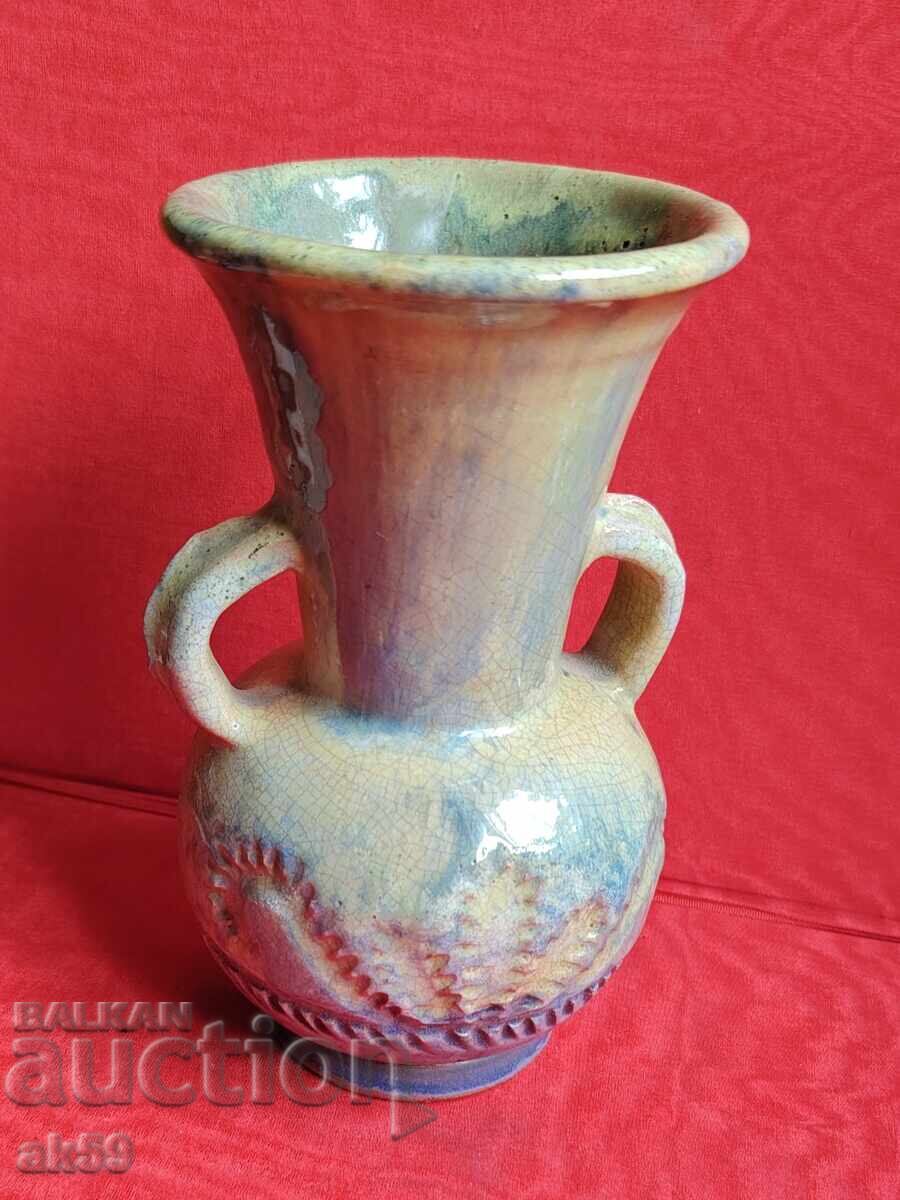 Βάζο πράσινης υαλώσεως - κεραμικό με τιμή € 25.00 | 48.90 BGN