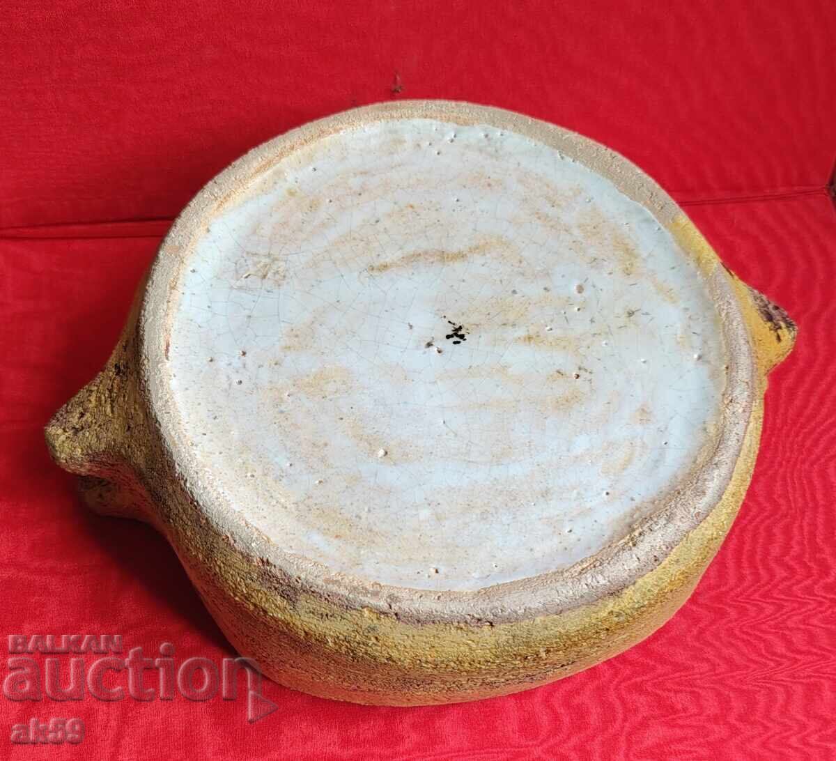 Delivery of Ceramic vessel Delivery of Ceramic vessel