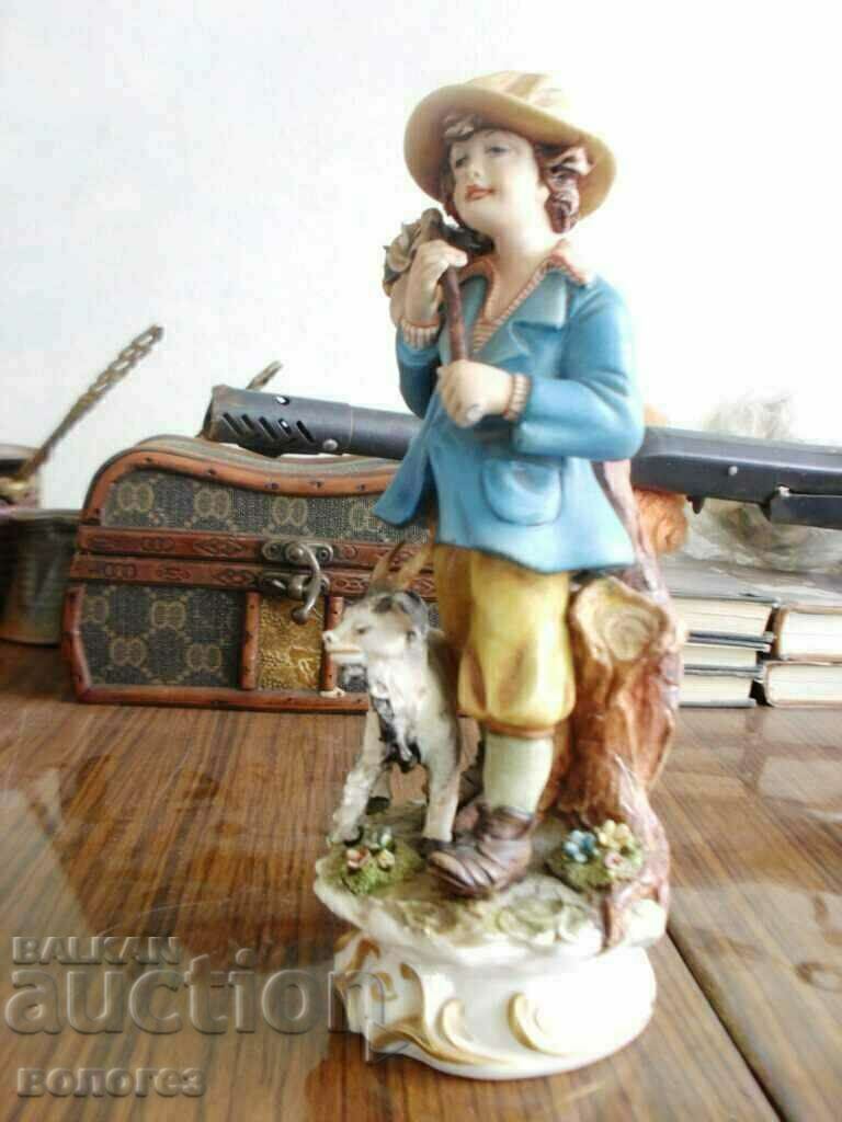 Statuetă din porțelan "Capodimonte" - Italia