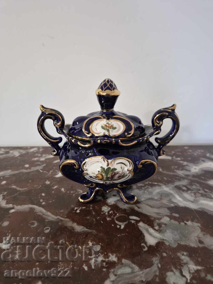 Δημοπρασία Πορτογαλικό πορσελάνινο κουτί για γλυκά!!! Δημοπρασία Πορτογαλικό πορσελάνινο κουτί για γλυκά!!!