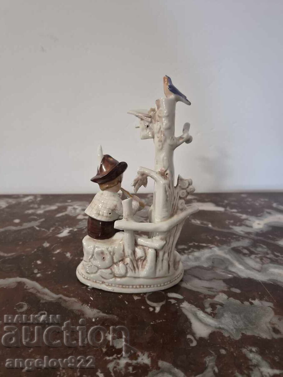 Δημοπρασία Γερμανικό αγαλματίδιο από πορσελάνη!!! Δημοπρασία Γερμανικό αγαλματίδιο από πορσελάνη!!!
