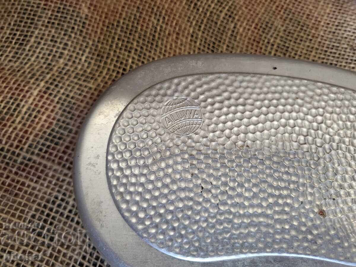 Cutie de sandwich din aluminiu ALUWA DDR din epoca socialistă cu preț € 3.01 | 5.89 BGN