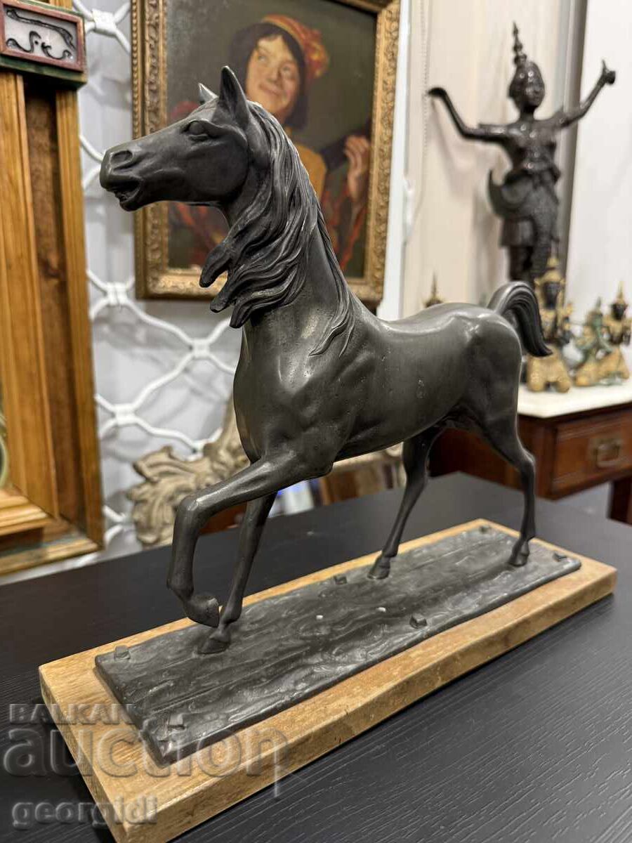 Γαλλική φιγούρα / γλυπτό αλόγου / επιβήτορα. №7991 - 7