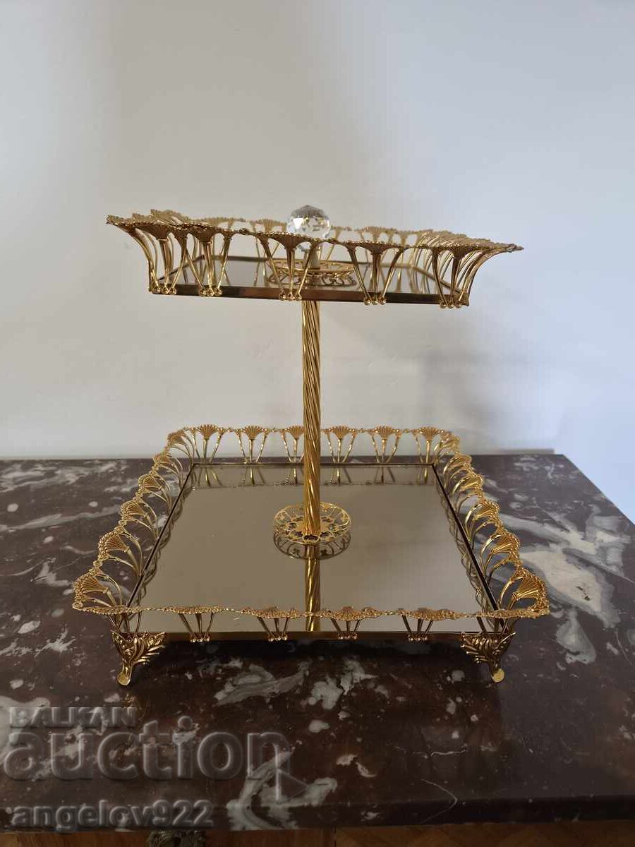 Доставка на Красива метална фруктиера!!!