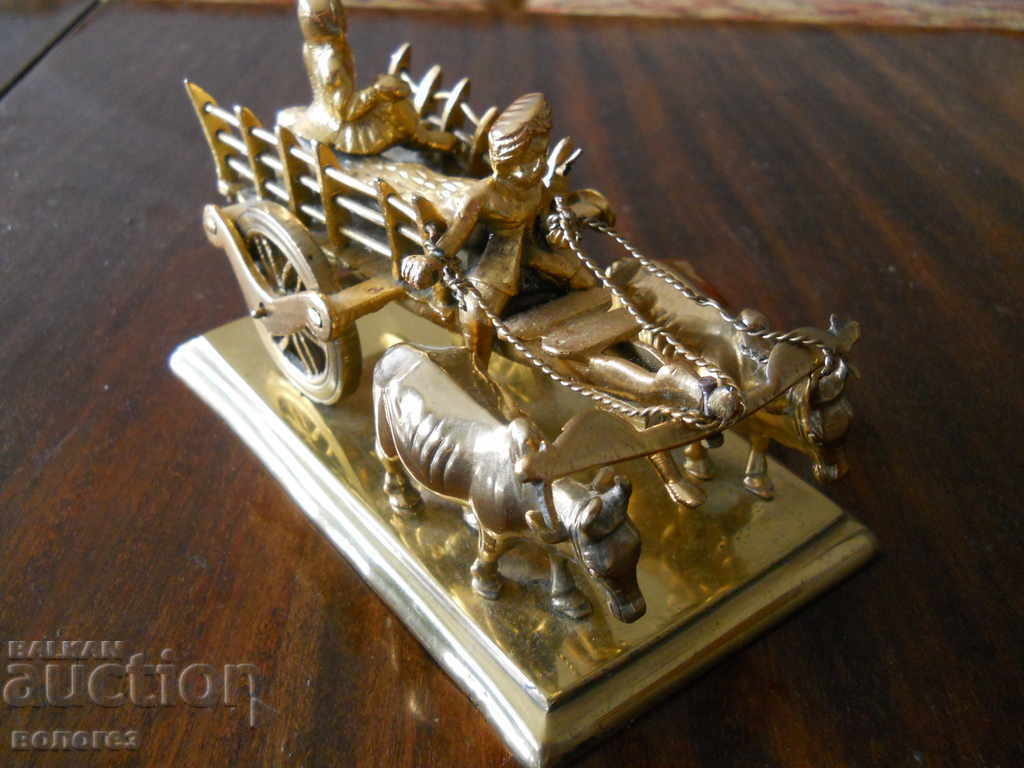 Старинна бронзова статуетка с цена € 102.50 | 200.47 лв.