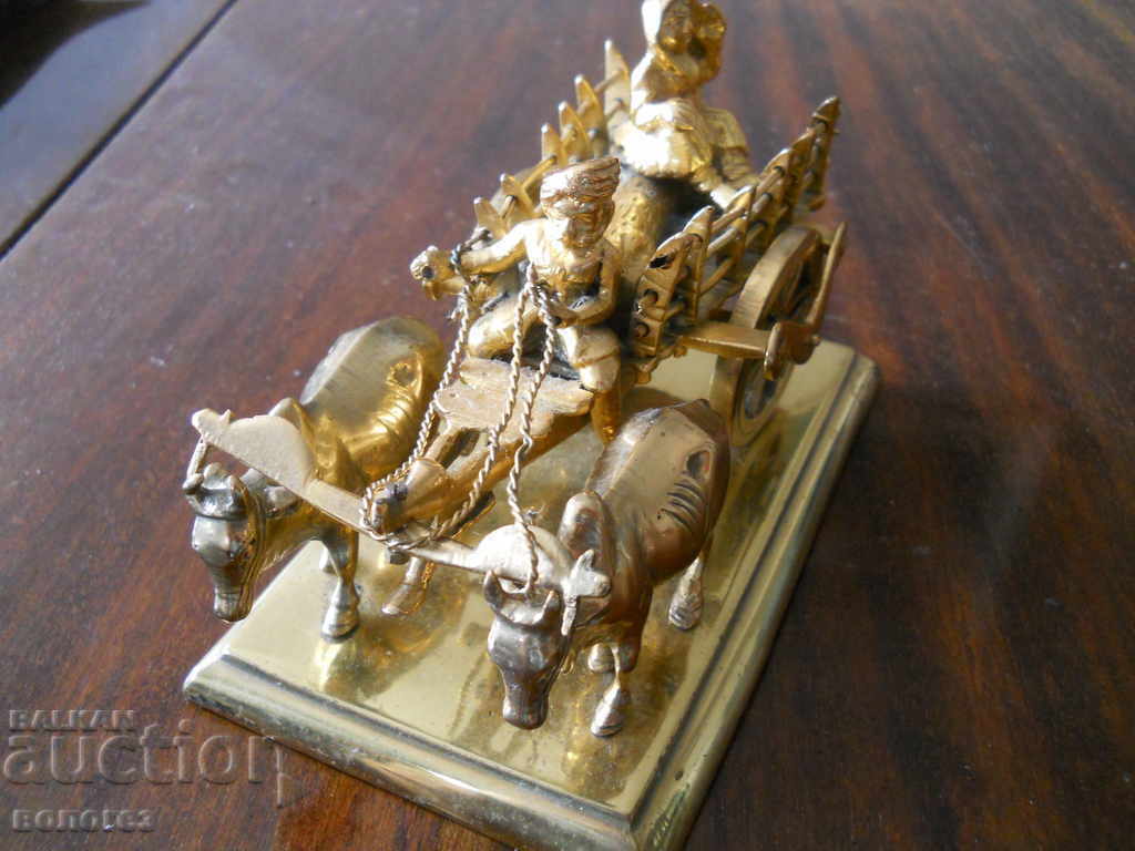 Аукцион Старинна бронзова статуетка