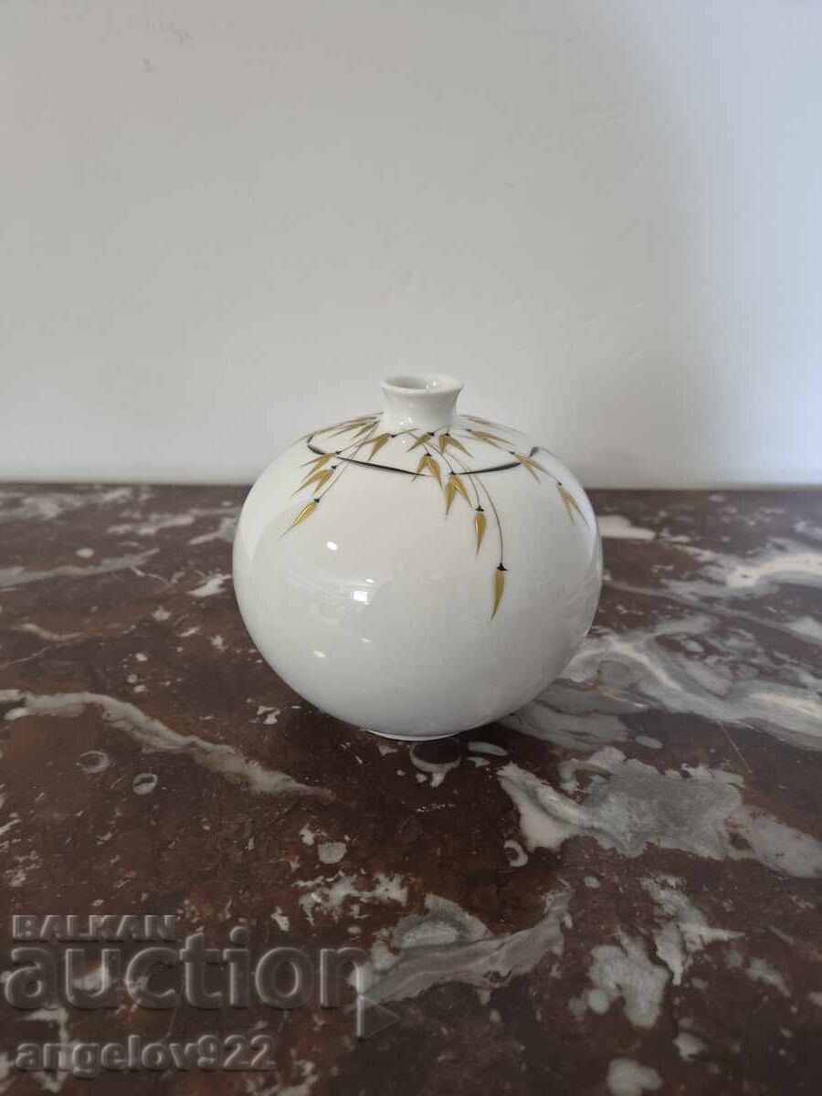 Доставка на Немска порцеланова ваза ROSENTHAL