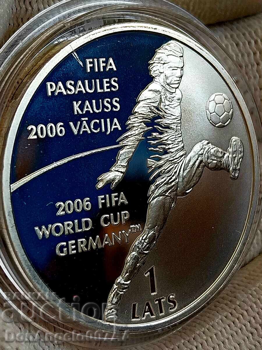 1 lat 2004 PROOF-Argint! cu preț € 51.09 | 99.92 BGN